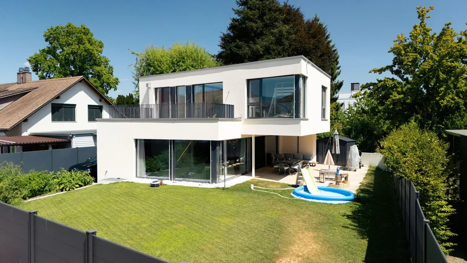 Modern 6.5-room single-family house with garden in Gerlafingen