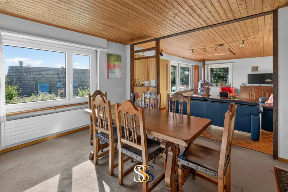 Charming single-family house with a far-reaching view and large garden
