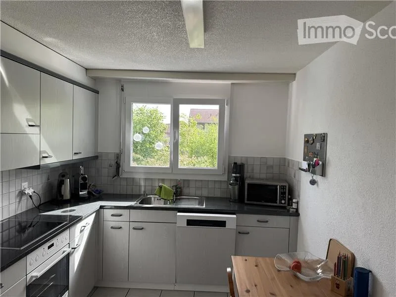 Charmant appartement 3.5 pièces avec balcon à Busswil BE à partir du 1er novembre 2026