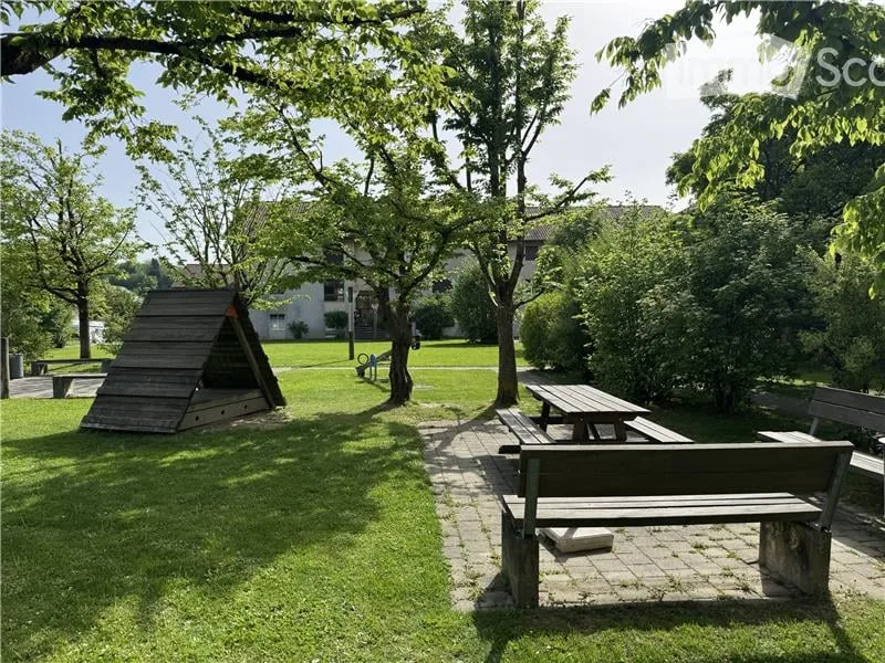 Charmant appartement 3.5 pièces avec balcon à Busswil BE à partir du 1er novembre 2026