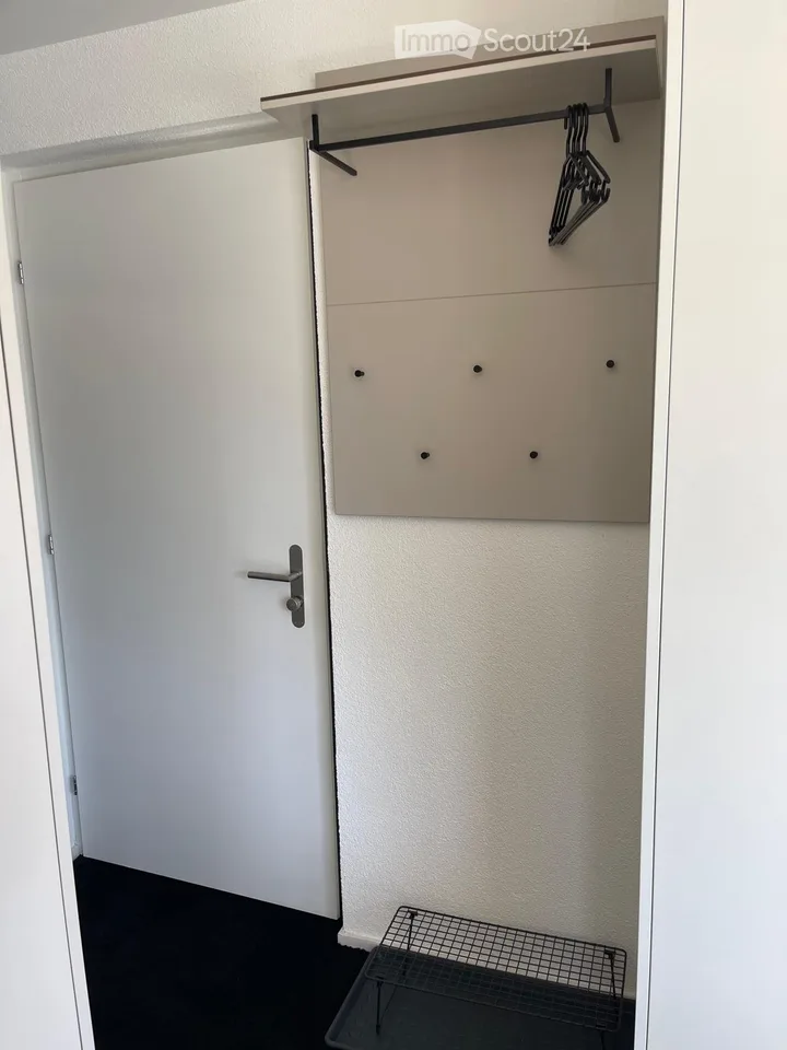Schönes, neu möbliertes Studio in Epalinges