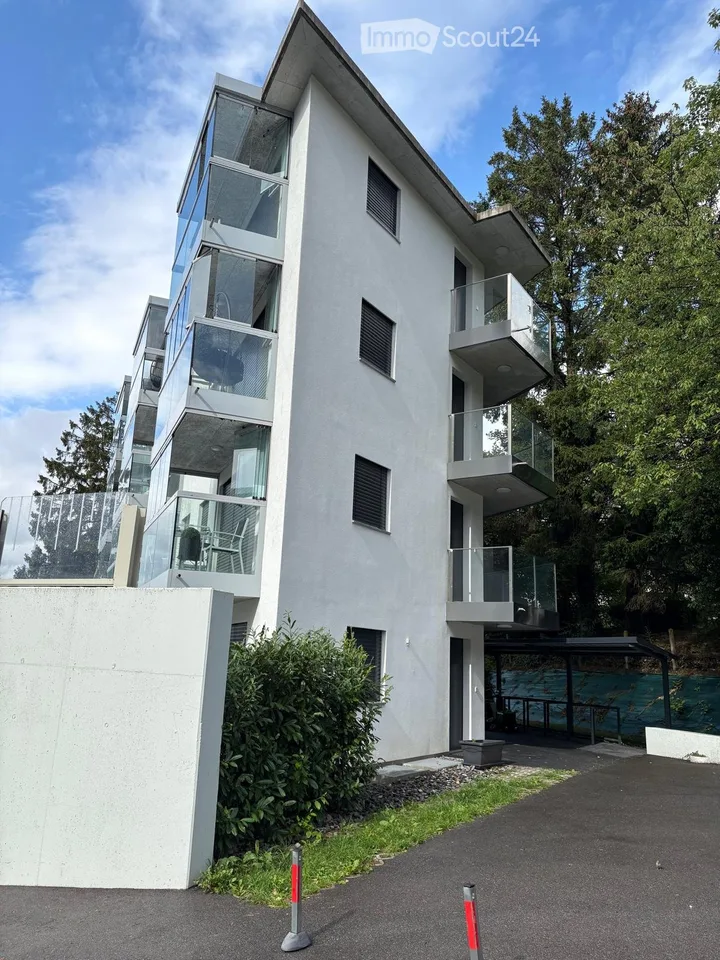 Schönes, neu möbliertes Studio in Epalinges