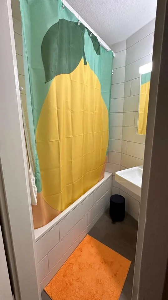 Appartement calme de 1,5 pièces avec balcon à Zürich-Hottingen - à partir du 01.10.2026