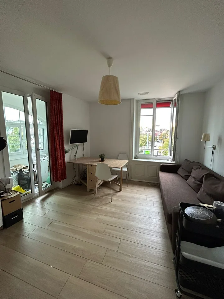 Studio Apartment Oerlikon