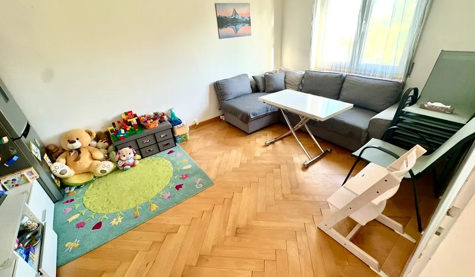 Spacious and well connected apartment