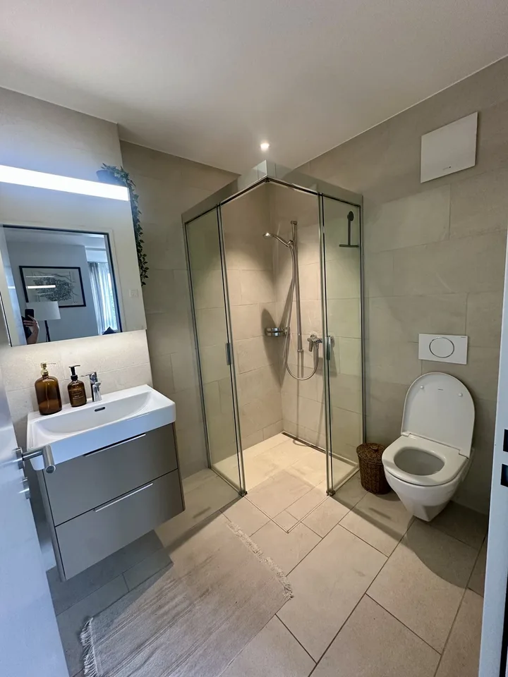 Furnished 2.5-room apartment in a quiet location in Zurich Oerlikon for subletting