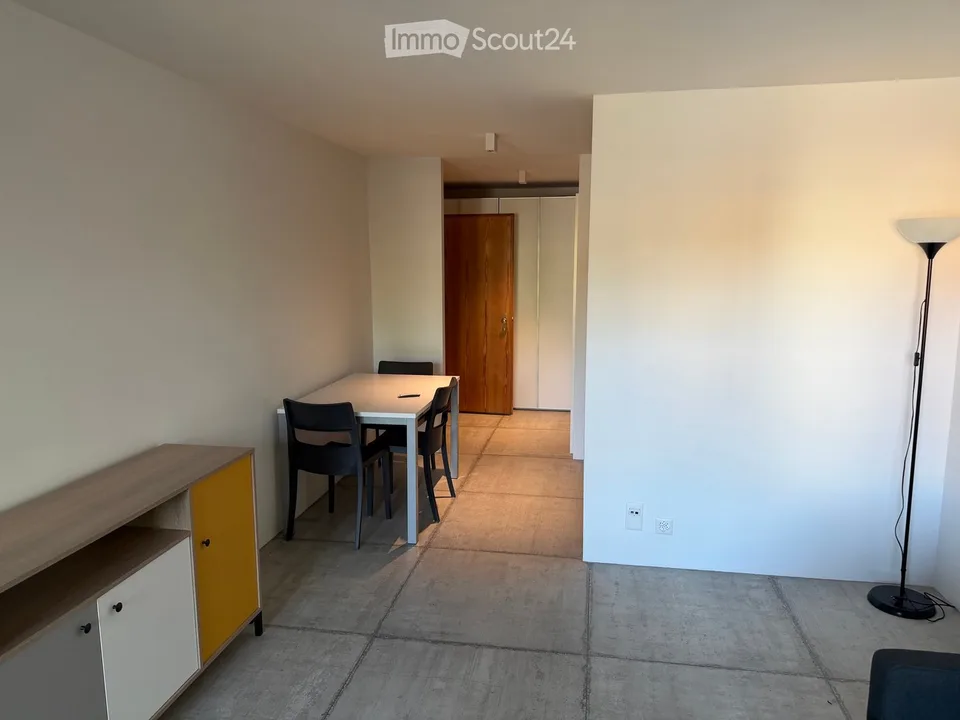 Studio calme situé à 80 mètres de l'Etang Long