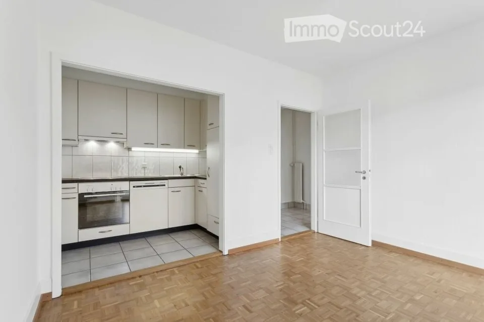 Charmant appartement de 3 pièces avec balcon à Bienne