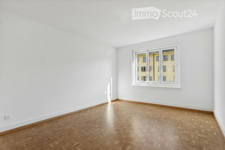 Charmantes 3-Zimmer-Wohnung mit Balkon in Biel