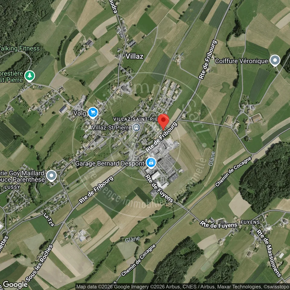 Haus mit großem Potenzial und ausbaufähem Keller, 5 Minuten von der Bahnstation
