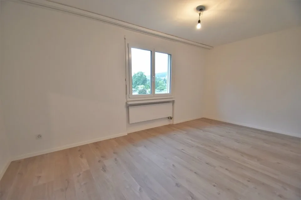 Your new home in a quiet, well-maintained location is waiting for you.
