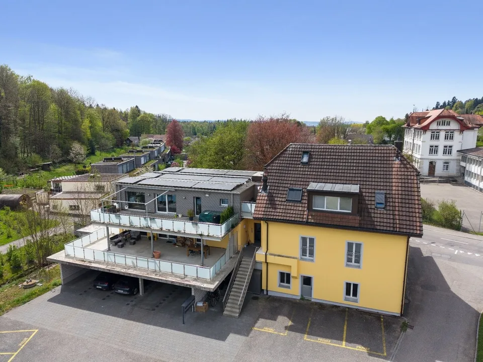 Drei möblierte Einzelzimmer zu vermieten
