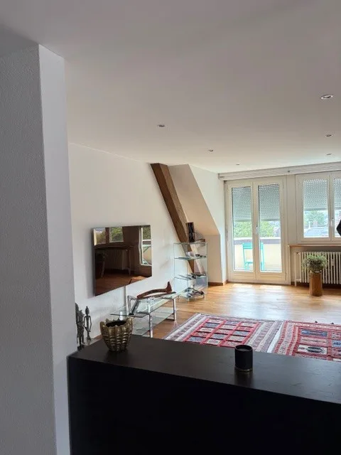 Luxuriöse 5-Zimmer-Wohnung in grüner Umgebung in Bern