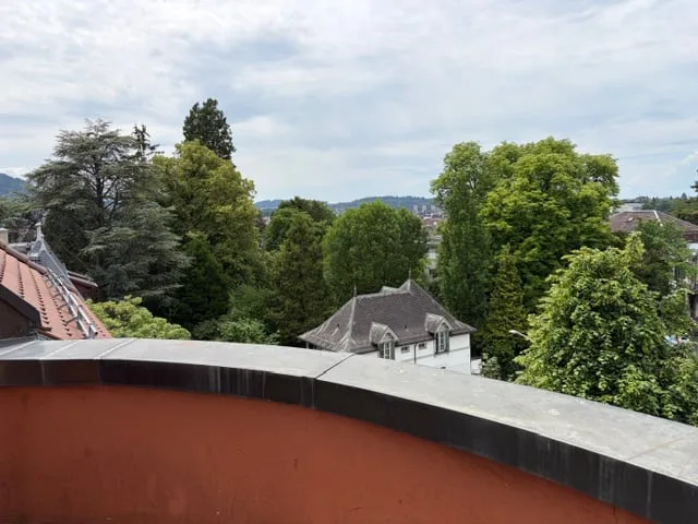 Luxuriöse 5-Zimmer-Wohnung in grüner Umgebung in Bern