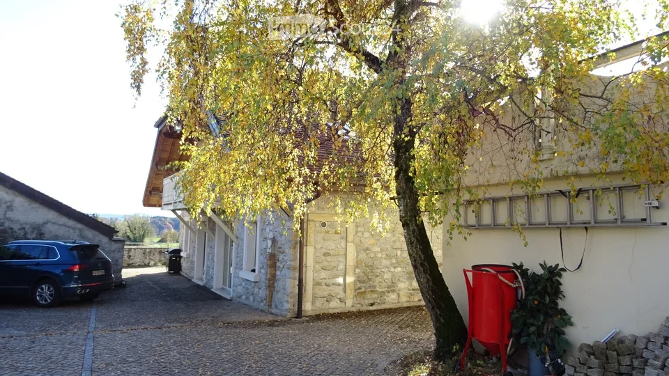 NEUER PREIS Charmantes 4-Zimmer-Wohnung in Fontaines-sur-Grandson