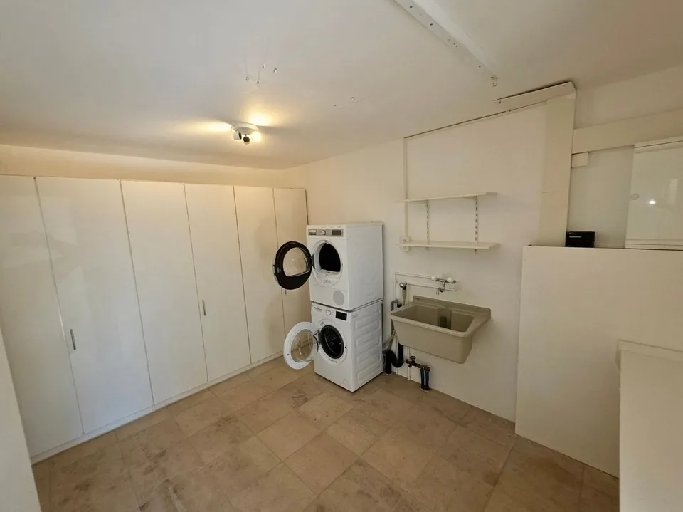 85 m² dream home - idyllic 2.5-room garden apartment with pond