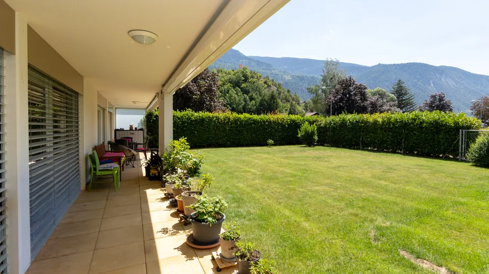 A VENDRE EXEPTIONNEL APPARTEMENT 3.5 PCES A GRANGES