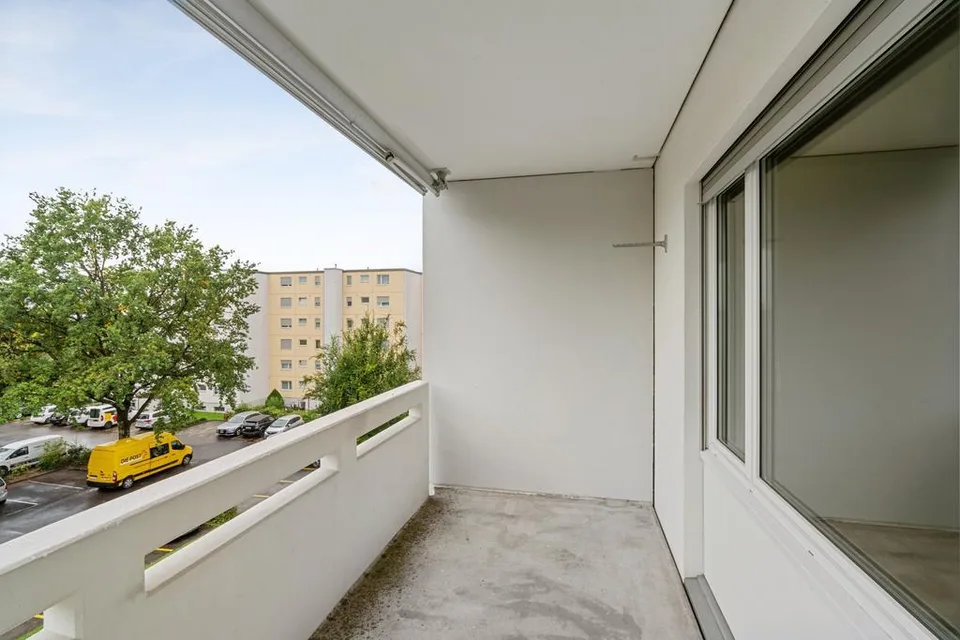 Appartamento luminoso e accogliente di 3 locali al 3° piano in un quartiere tranquillo
