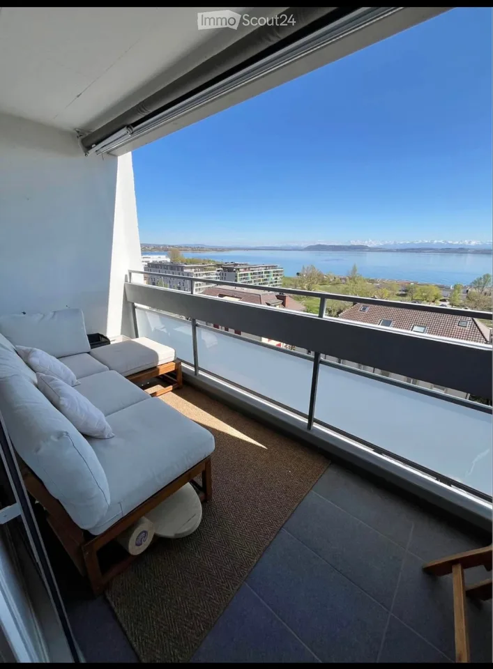 Appartement avec magnifique vue sur le lac et les Alpes