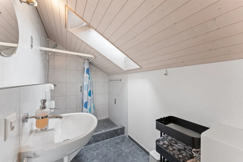 5.5 - 6.5 Zimmerhaus mit geräumiger Doppelgarage