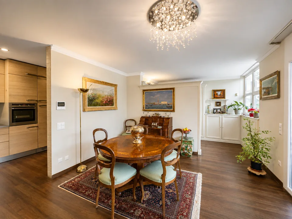 Appartement avec vue sur le lac et jardin à Bissone