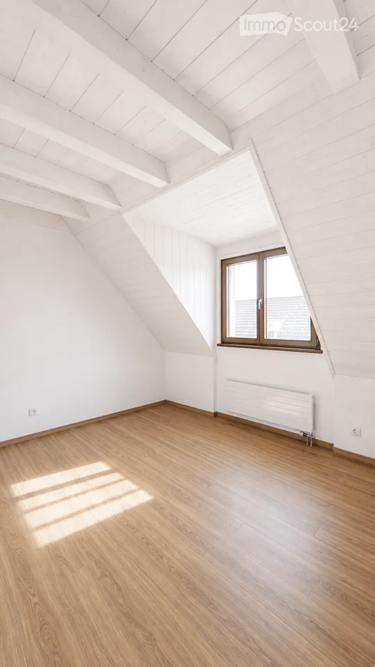 Appartamento luminoso 4.5 locali con balcone e bella vista a Thalheim an der Thur