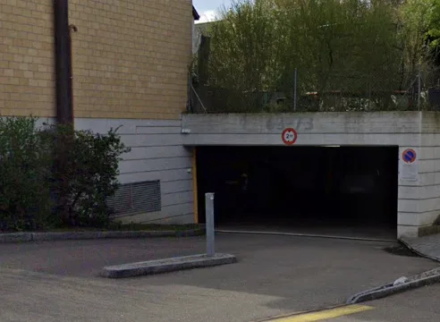 überdachte Parkplätze zu vermieten