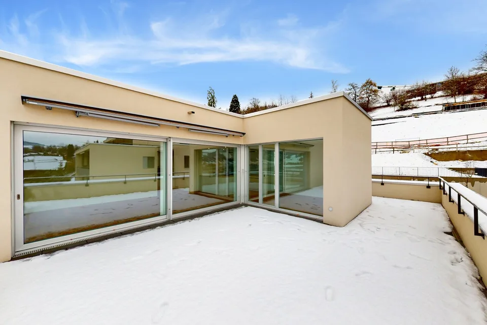 Appartement en mansarde à louer dans un emplacement unique