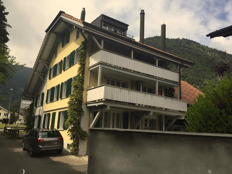 Helle sehr komfortable 1 1/2 Zi.-Wohnung