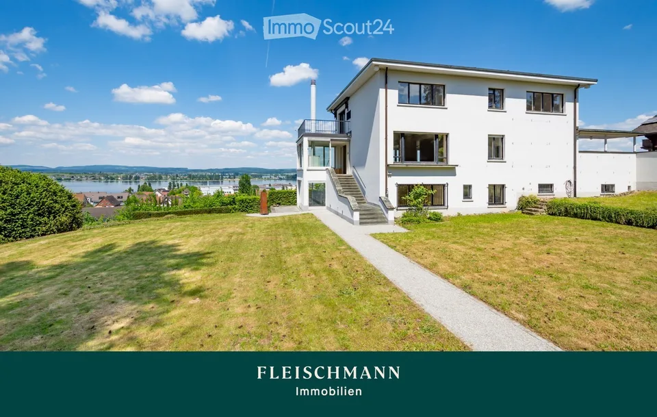 Traumhaftes Anwesen mit Seepanorama und absoluter Privatsphäre