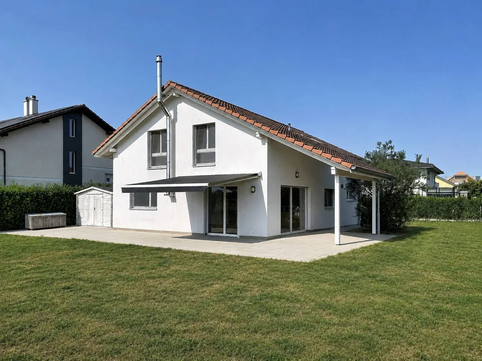 Maison familiale au calme avec vue dégagée sur la campagne