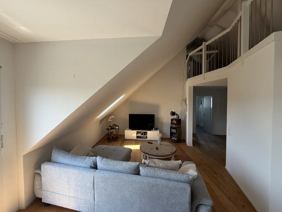 Chambre de colocation en partie meublée