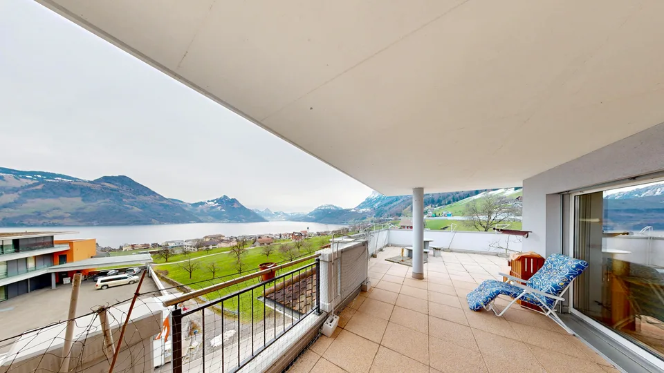 Residential and commercial building on Lake Lucerne