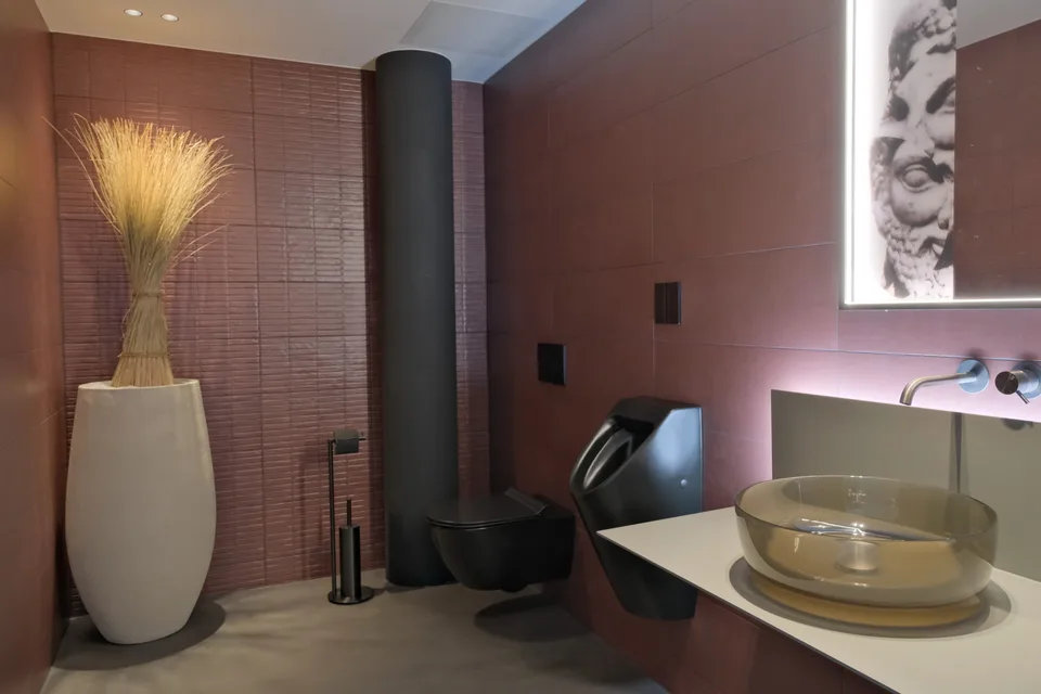Exklusive Büro-/Gewerbeflächen mit SPA und Panorama See-/Bergsicht