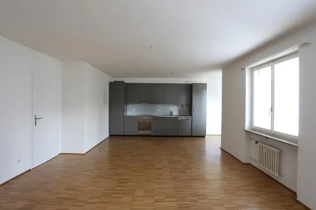 attraktive, grosszügige 3.5 - Zimmerwohnung nähe Bahnhof SBB