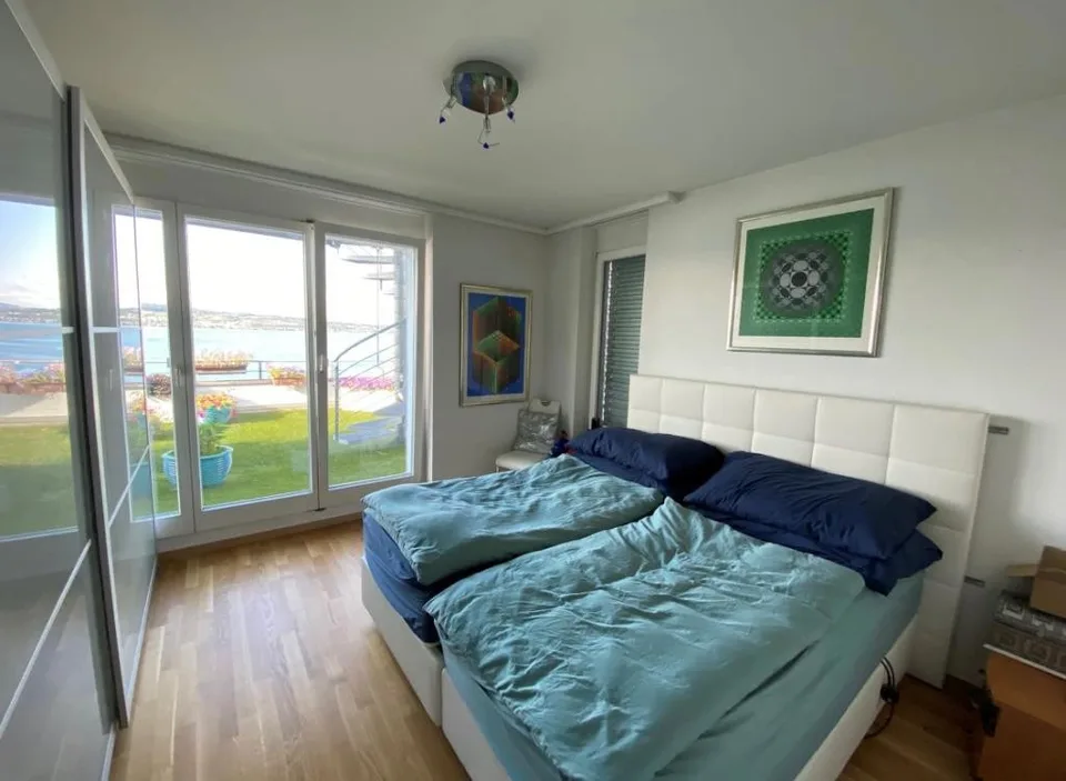 Furnished, Temporary: 3.5 Room Maisonette Apartment with Panoramic View