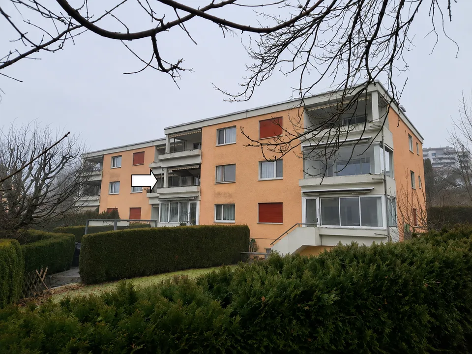 Grosszügige 4-Zimmer-Wohnung mit Cheminée