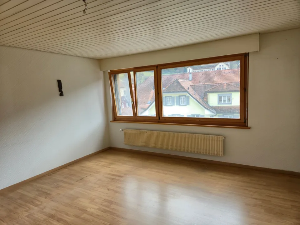 Delizioso appartamento di 2,5 locali a Bévilard – disponibile immediatamente!