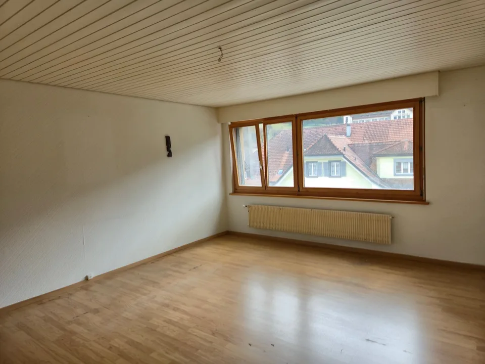 Delizioso appartamento di 2,5 locali a Bévilard – disponibile immediatamente!