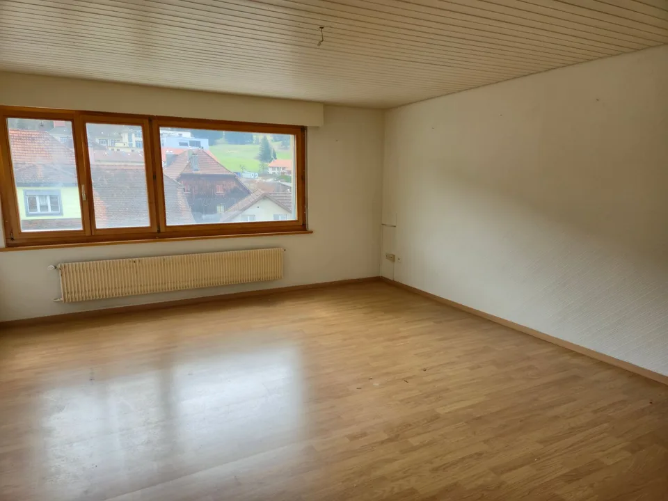 Delizioso appartamento di 2,5 locali a Bévilard – disponibile immediatamente!
