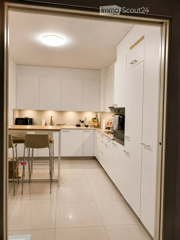 Modernes 4.5-Zimmer-Wohnung mit großer Terrasse in Cureglia
