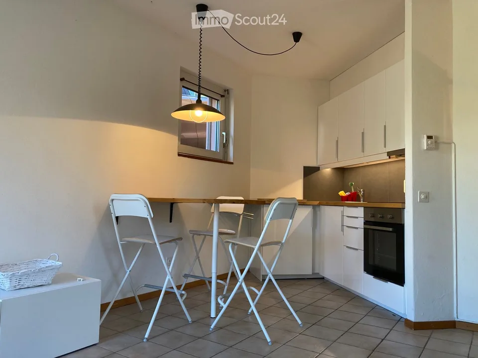 Helles Einzimmerapartment