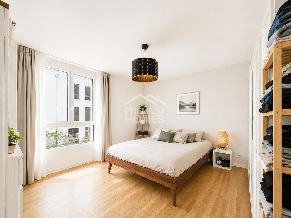 Charming Living with Charm