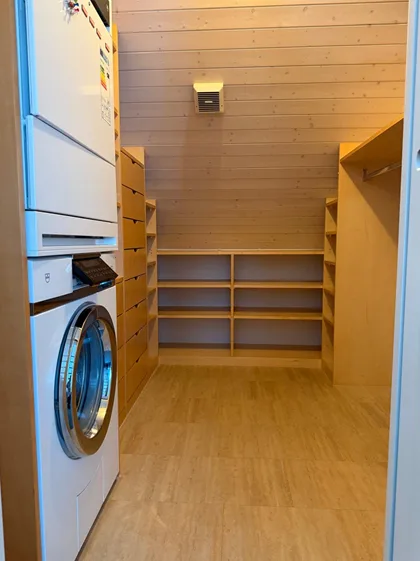 Spacious 4-5 room attic apartment for rent in Stäfa