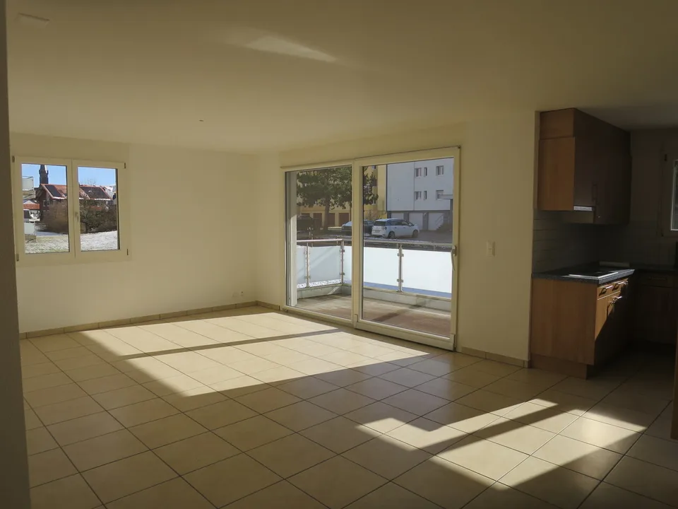 For rent, 4.5-room apartment in Farvagny