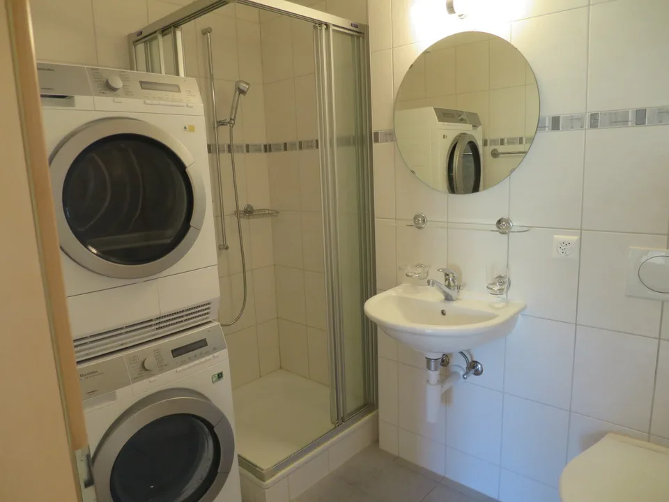 For rent, 4.5-room apartment in Farvagny