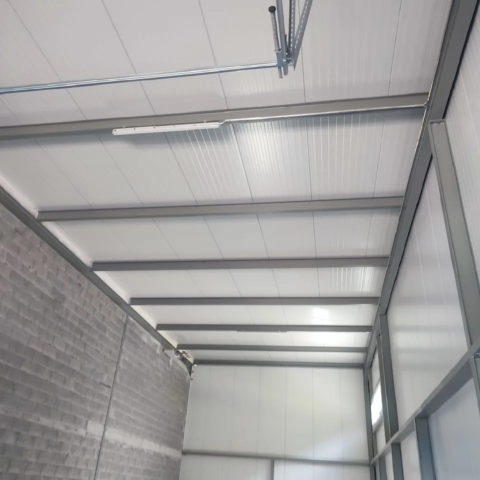 Halle industrielle neuve à louer à Saxon – 135 m²