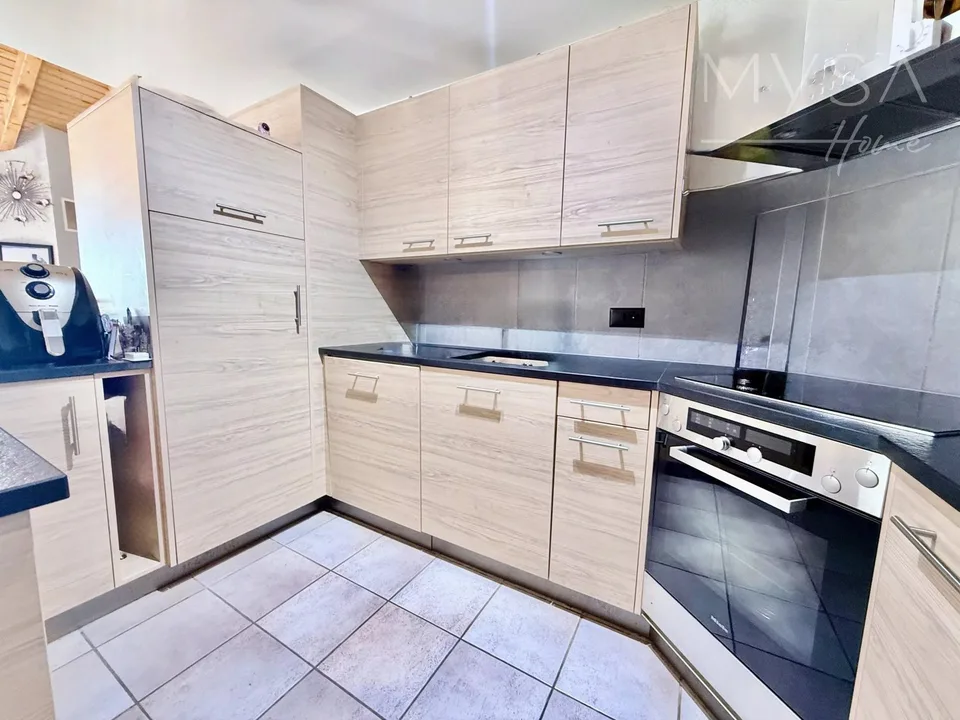 Bel appartement de 4½ pièces situé au dernier étage