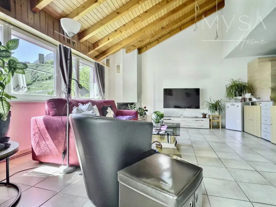 Bel appartement de 4½ pièces situé au dernier étage