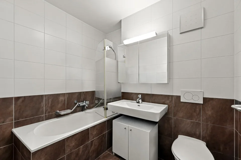 VEVEY - GERÄUMIGES 4.5 ZIMMER-WOHNUNG MIT GROßEM BALCON 19.08.2026 14:08:30